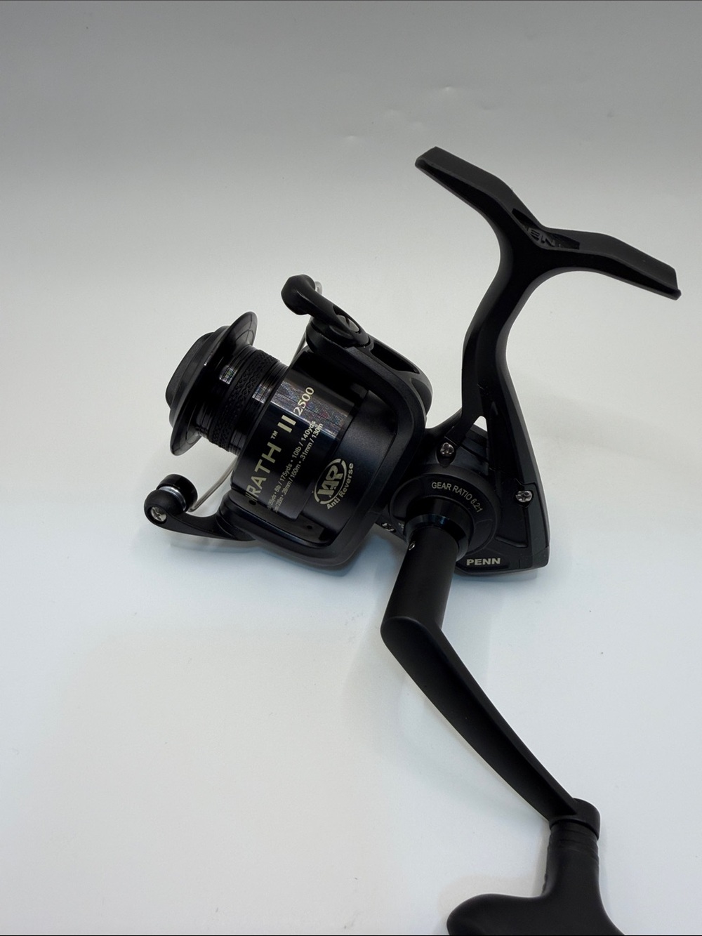 Penn Wrath II 2500 Spinning Reel in Black